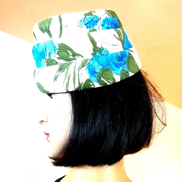 50's Whimsical Turq Stacked Layer Birthday Cake Floral Cloche Gorg Hat EUVC ooak - Picture 7 of 15